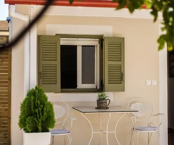 Als Holiday Houses By Konnect, 900M From Ipsos Beach